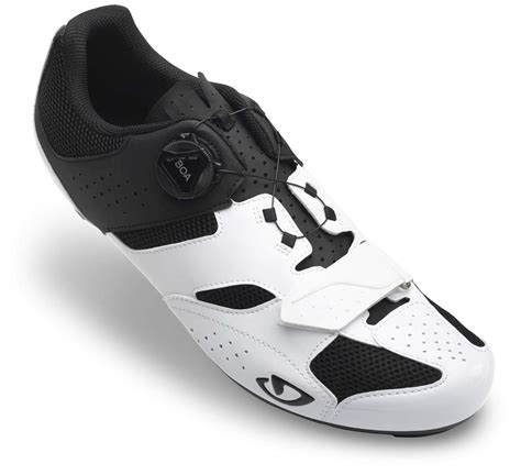 11 Best Indoor Cycling Shoes of 2023 – Top Spin Shoes.